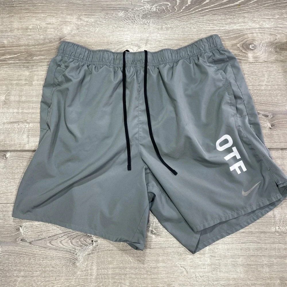 Nike Orange Therory Fitness‎ Shorts Men's XL Gray Athletic Running Gym OTF